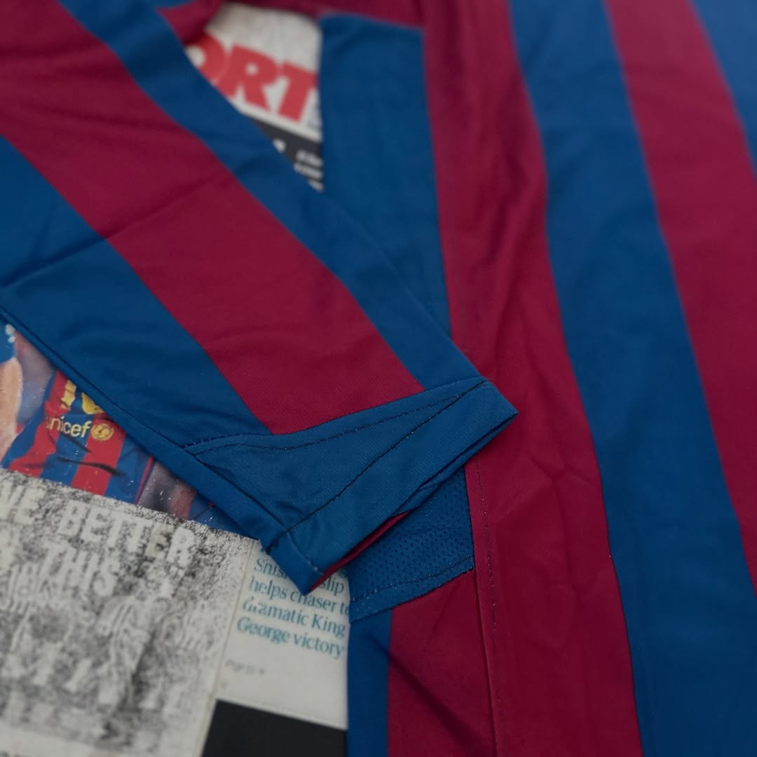 FC Barcelona - 05/06 Home - Ronaldinho