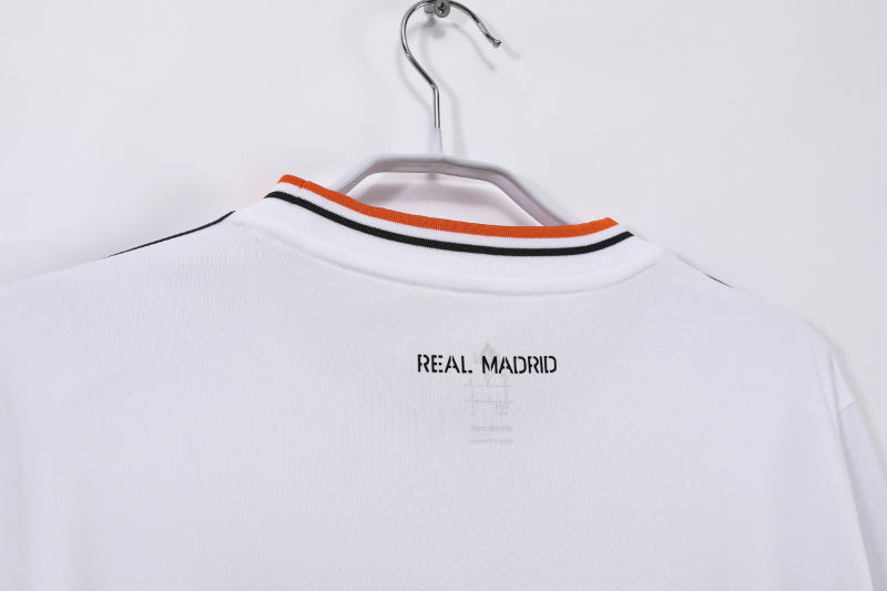 Long sleeves: Real Madrid home vintage 3B for the 2013/14 season #1