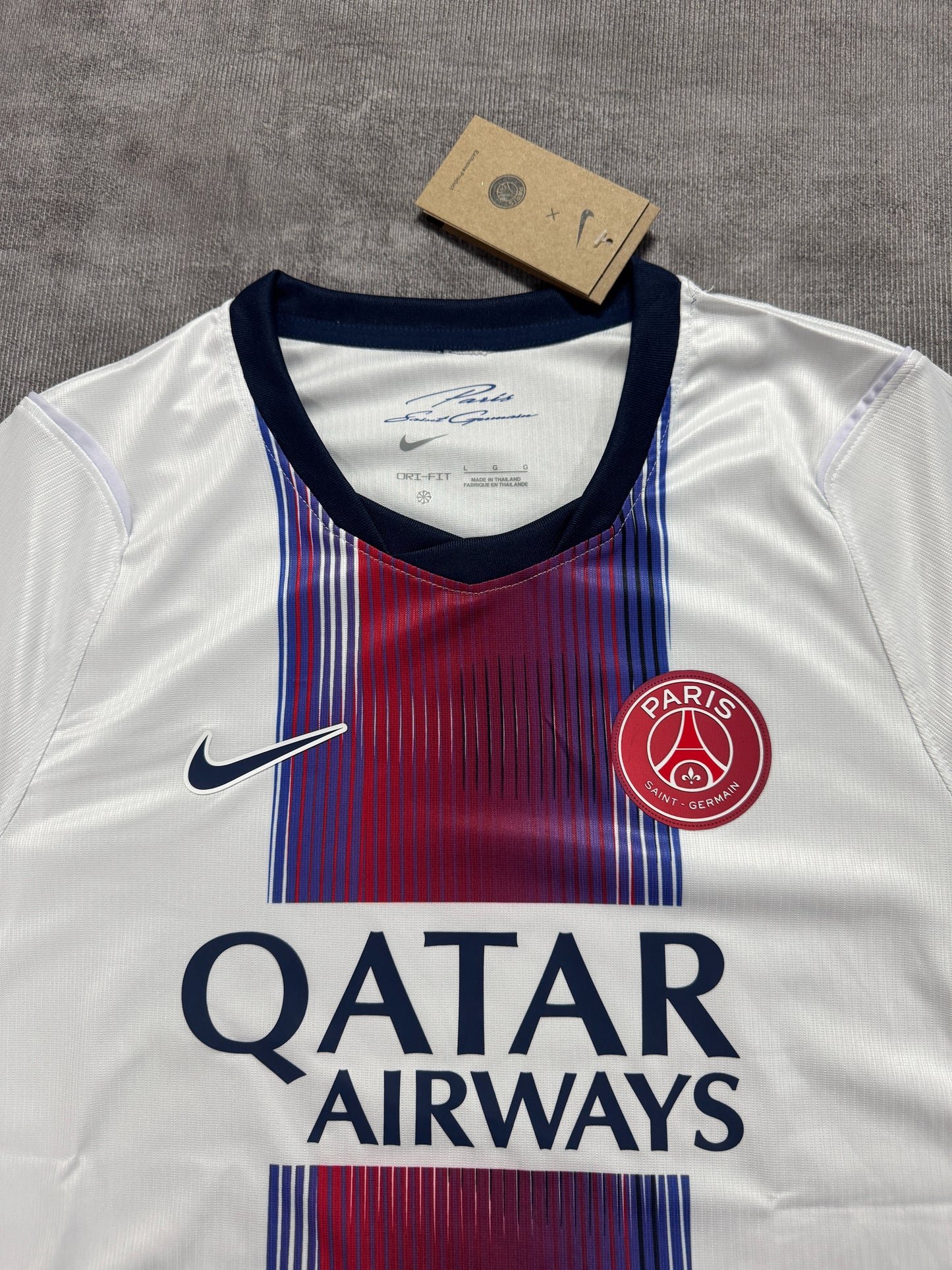 Paris Saint-Germain - 26/27 Away
