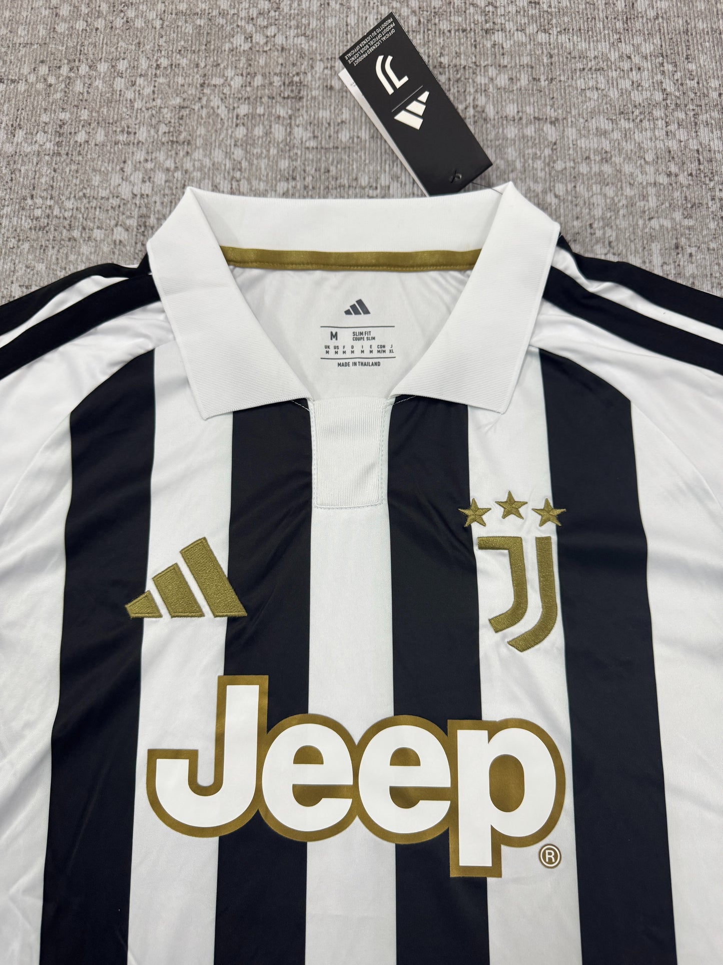 Juventus - 26/27 Home