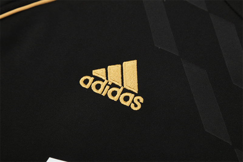 Real Madrid - 2011/12 Warm-up Top