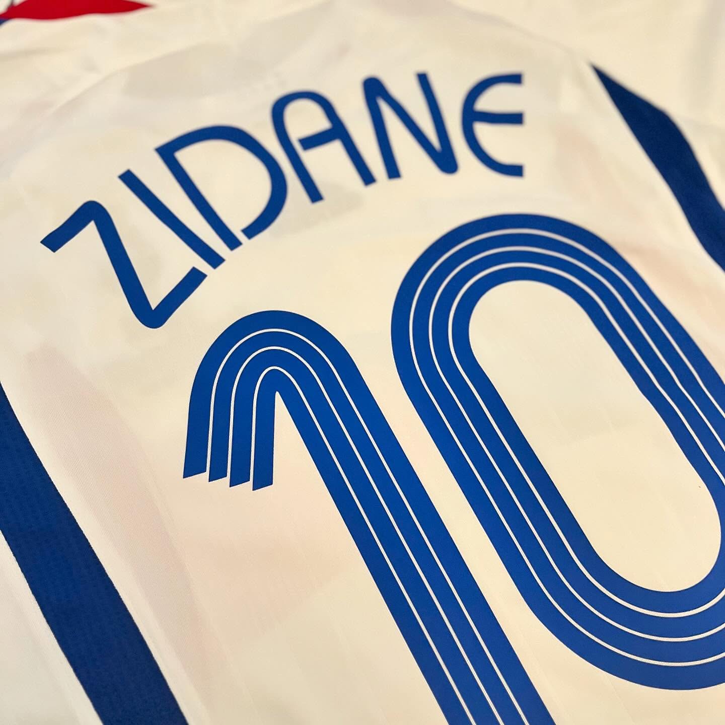 France - 06/07 Away - Zidane