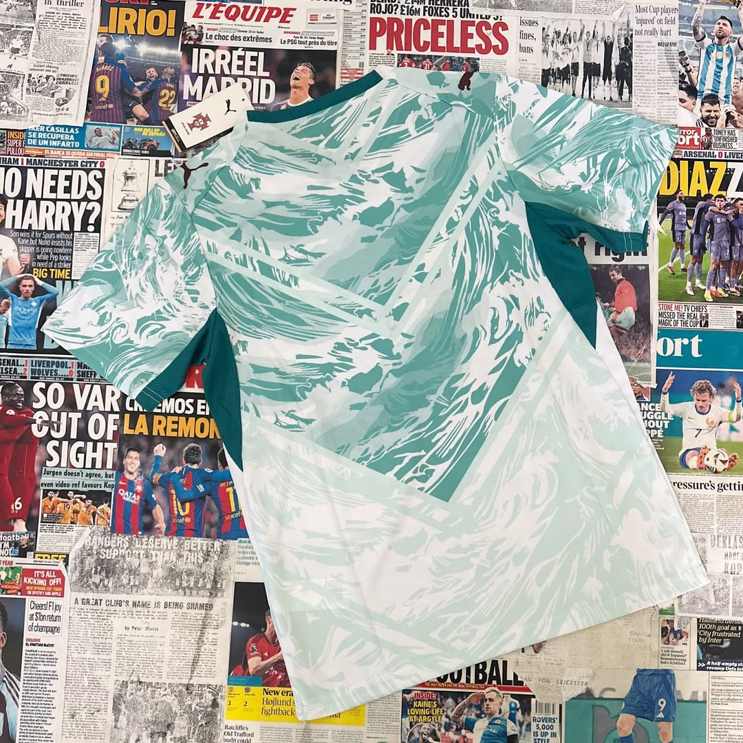 Portugal - 26/27 Away