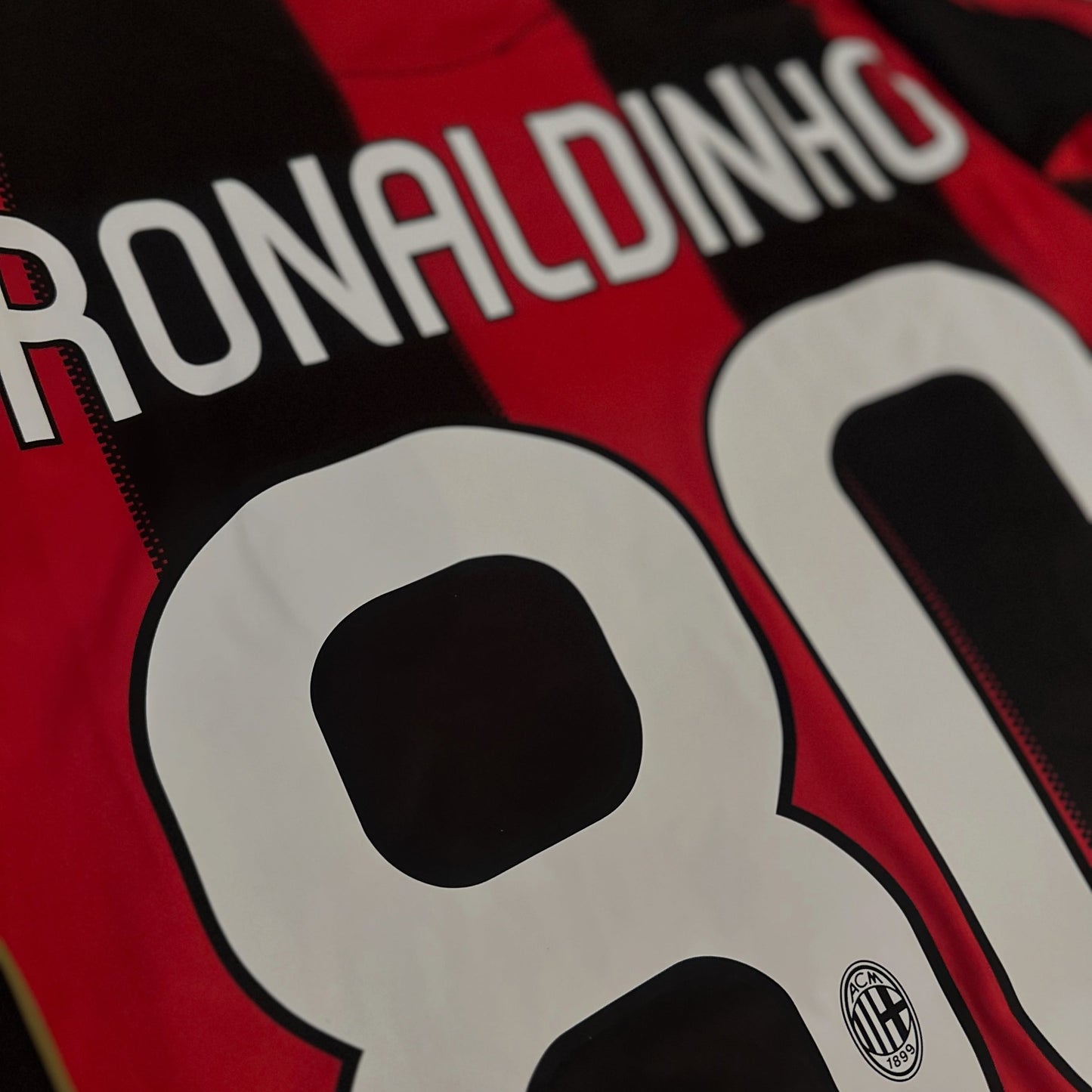 AC Milan - 10/11 Home - Ronaldinho