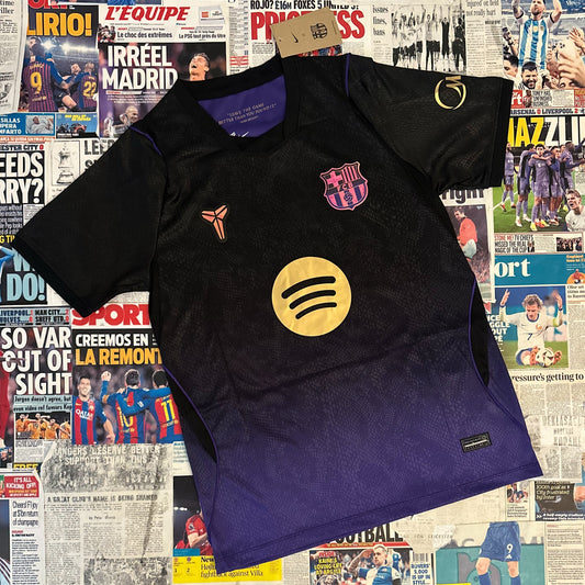 FC Barcelona - 26/27 Away