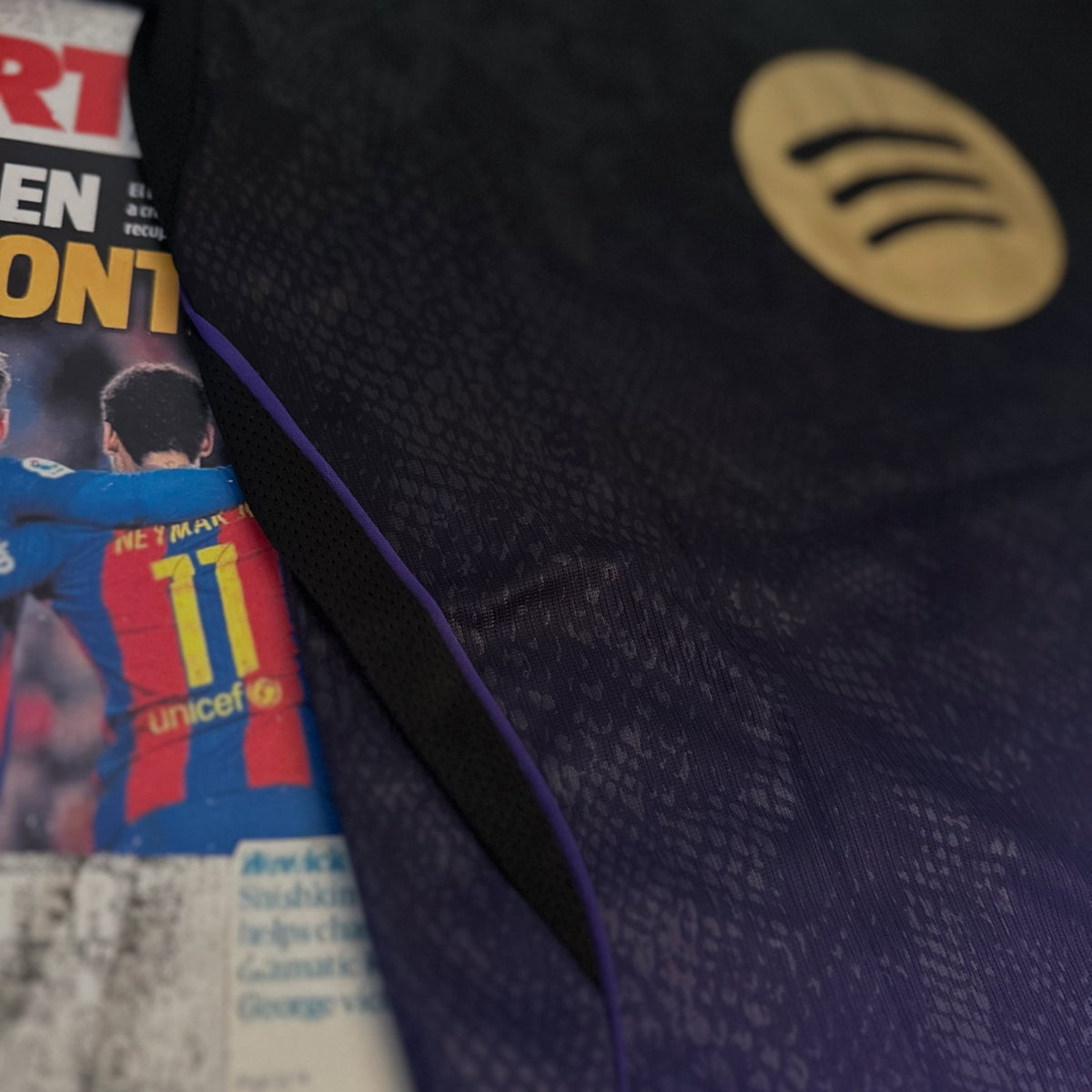 FC Barcelona - 26/27 Away - Lamine Yamal