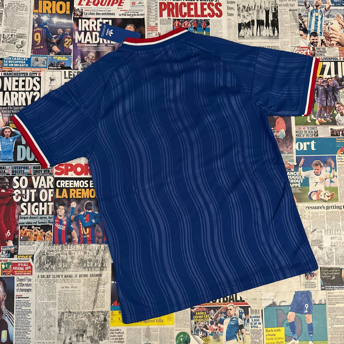 Manchester United - 26/27 Away