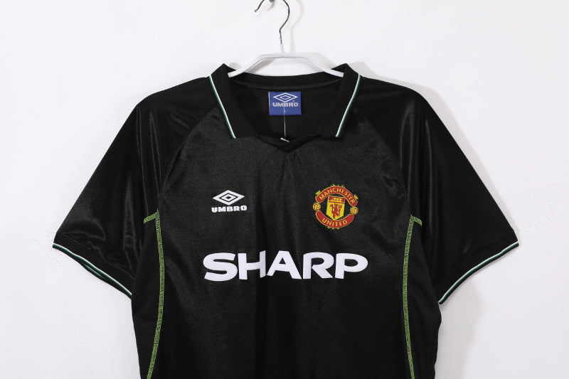 1998/99 Season Manchester United 2 Away 8A #9