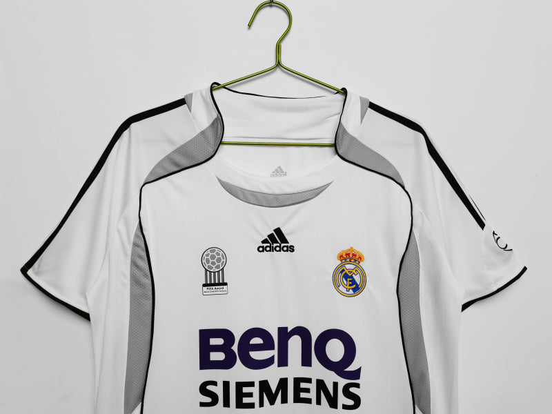 2006/07 Real Madrid Home Stadium Vintage 8A #10