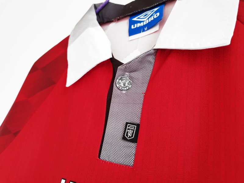 Long Sleeve: Manchester United Home 3B 1996/97 #7
