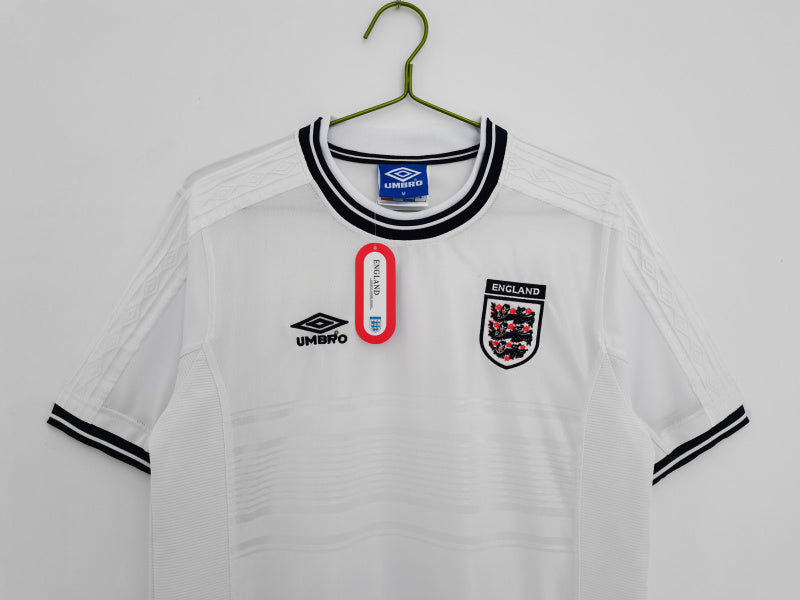 1999/01 England Home Vintage 8A #9