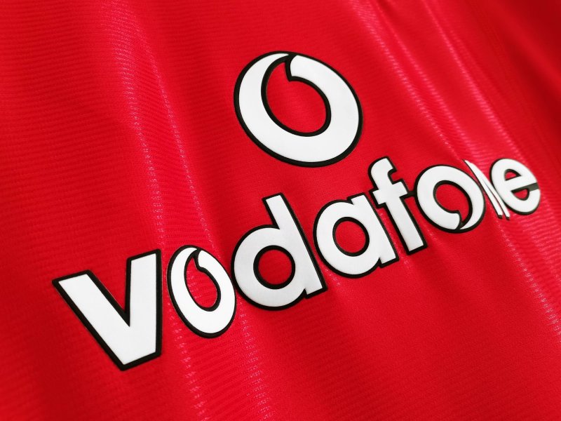 2000/02 Man Utd Home 8A #6
