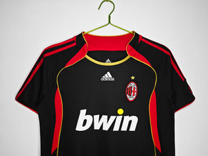 2006/07 AC Milan 2 Guest Black Vintage 8A #1