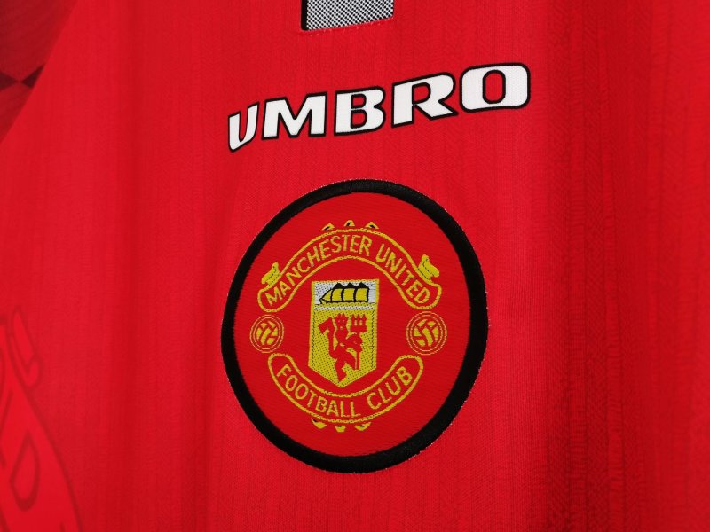 Long Sleeve: Manchester United Home 3B 1996/97 #6