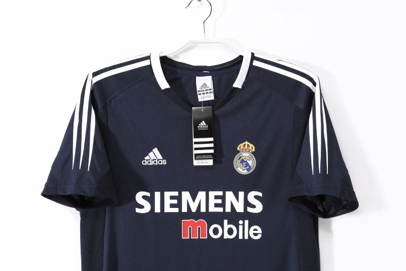 Real Madrid Away 8A 2004/05 #4