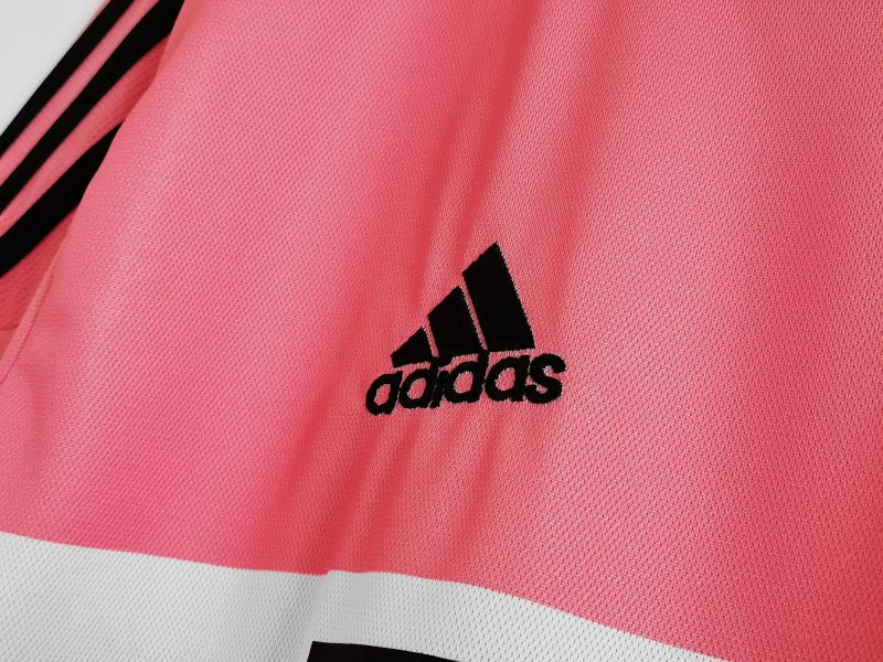 Juve Away 5A 2015/16 #7