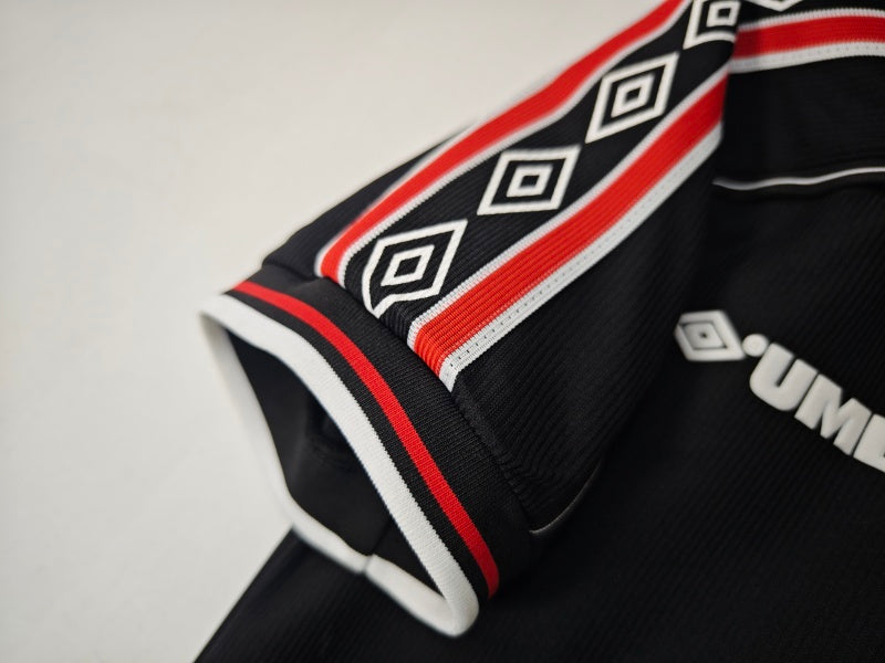 1998/99 Man Utd Black 8A #1