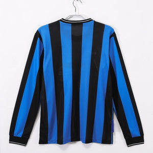 Long sleeves: Inter home vintage 3B for the 2009/10 season #2
