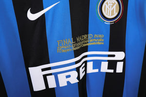 Long sleeves: Inter home vintage 3B for the 2009/10 season #6