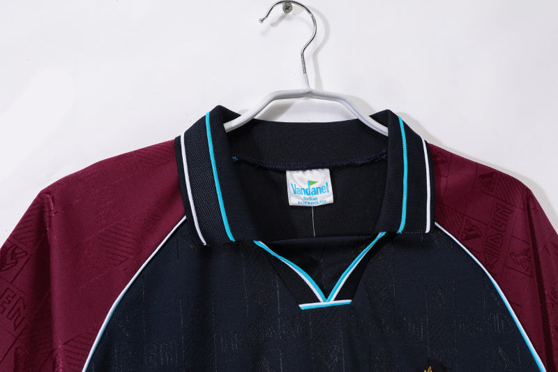 1999 West Ham #7