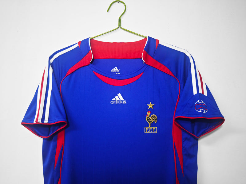 France Home Vintage 8A 2006 Season #10