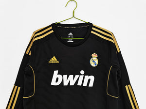 Long Sleeve: 2011/12 Real Madrid Away Top 3B #8
