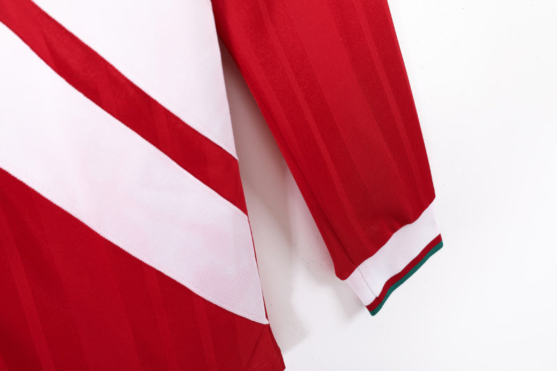Long sleeves: Liverpool home 3B 1993/95 #3