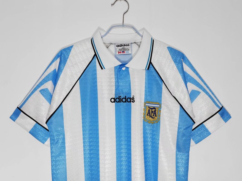 1996/97 Argentina Home 8A #12