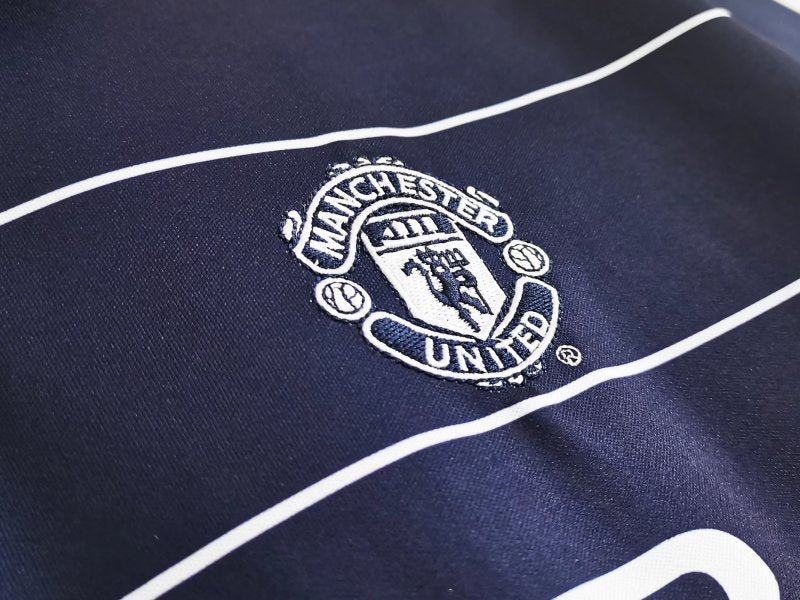 Manchester United Away 8A 1999/00 #9