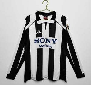 Long Sleeve: Juve Home 3B 1997/98 #11