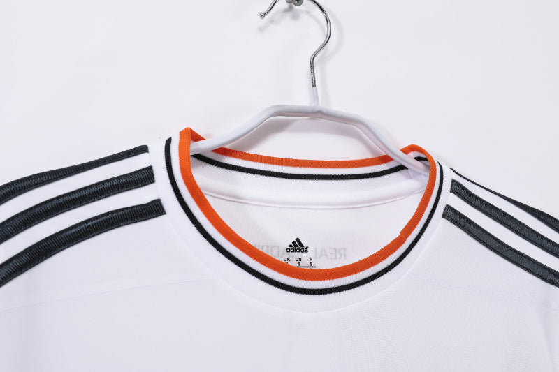 Long sleeves: Real Madrid home vintage 3B for the 2013/14 season #6