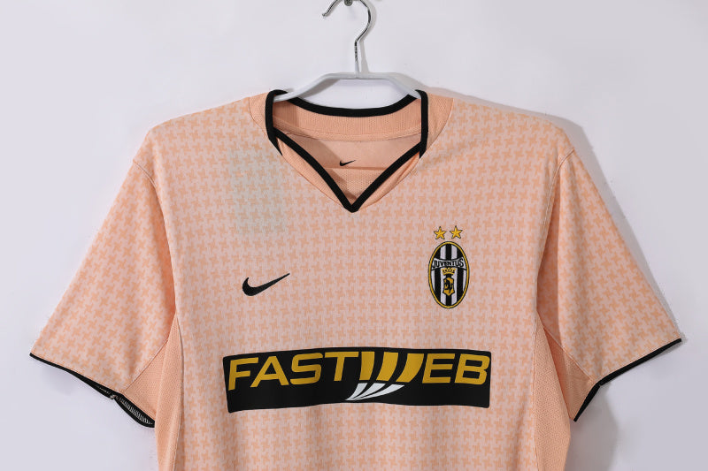 2003/04 Juventus Two Guest Vintage 8A #8
