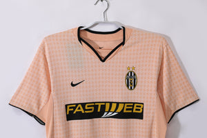 2003/04 Juventus Two Guest Vintage 8A #8
