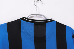 Long sleeves: Inter home vintage 3B for the 2009/10 season #1