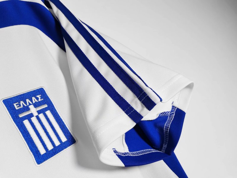 Greece Away 5A 2004 Season #6