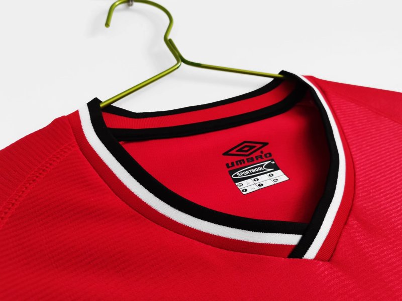 2000/02 Man Utd Home 8A #10