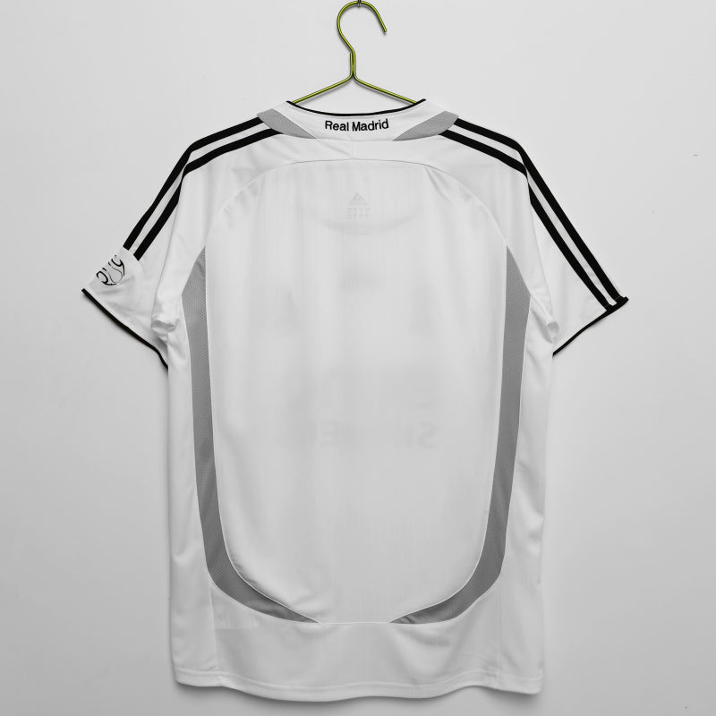 2006/07 Real Madrid Home Stadium Vintage 8A #11