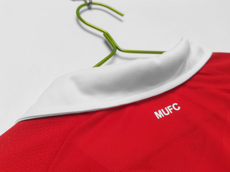 2010/11 Manchester United Home Vintage 8A #2