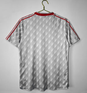 1989/91 Liverpool Away 5A #9