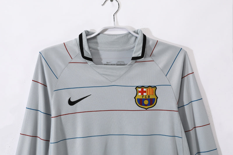 Long sleeves: Barcelona away 3B in 2003/04 #6