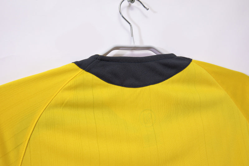 2005/06 Arsenal Away Retro 8A #1