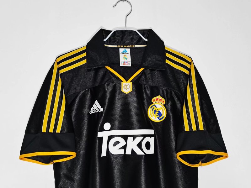 1999/01 Real Madrid Away 5A #11