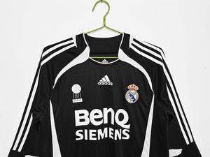Long Sleeve: Real Madrid 2 Away 3B 2006/07 #11