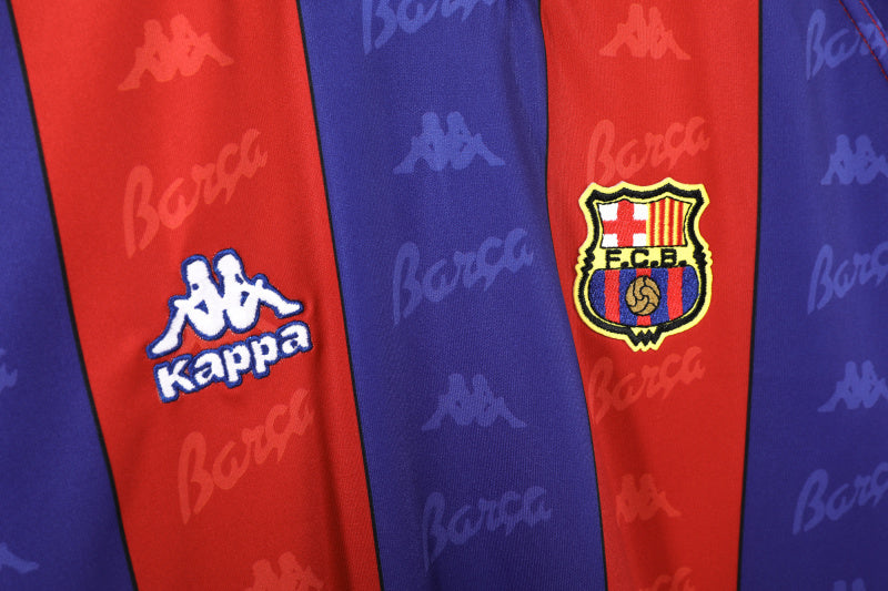 Long sleeves: Barcelona home 3B in 1995/97 #4