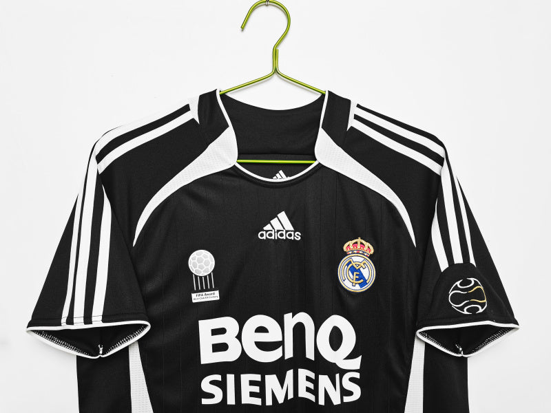 2006/07 Season Real Madrid 2 Away 8A #2