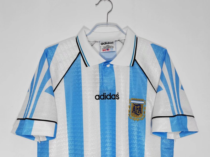 1996/97 Argentina Home 8A #11