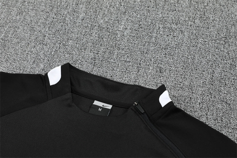 Manchester United - 2002/03 Warm-up Top