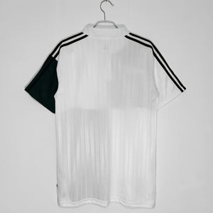 Liverpool FC - 1995/1996 Away