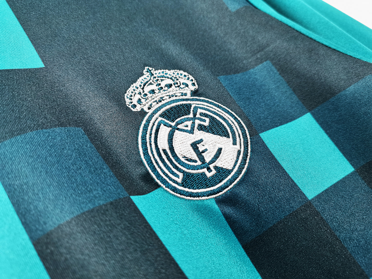 Real Madrid - 2017/2018 Away