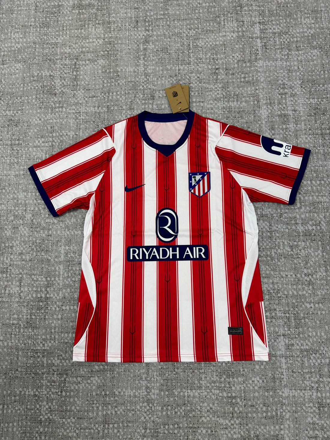 Atlético Madrid - 26/27 Home